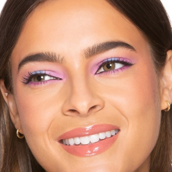 TOO FACED Pinker Times Ahead Eyeshadow Palette - Picture 7 of 13